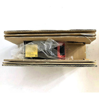 1821-10-A3 সার্কিট সুরক্ষা IC 26V 350mA রেটিং তাপ প্রতিরোধী